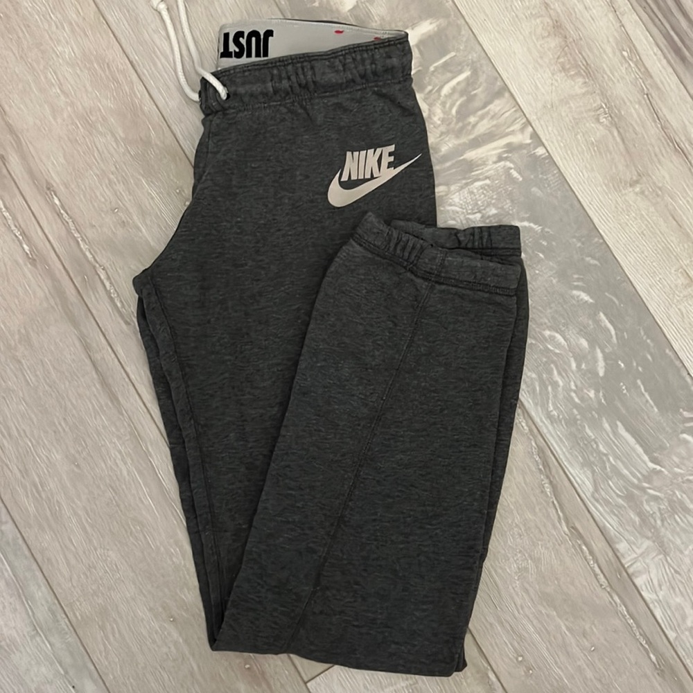 NIKE Grey Cotton Jogging Pants Size 0